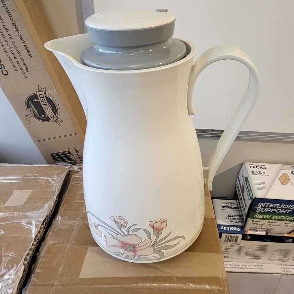 Vintage Thermos Coffee Carafe # 820-Ellie Made In West Germany 32 Oz GUC
